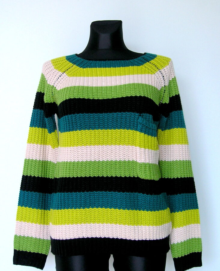 Dryžuotas megztinis su kišene ŽAL