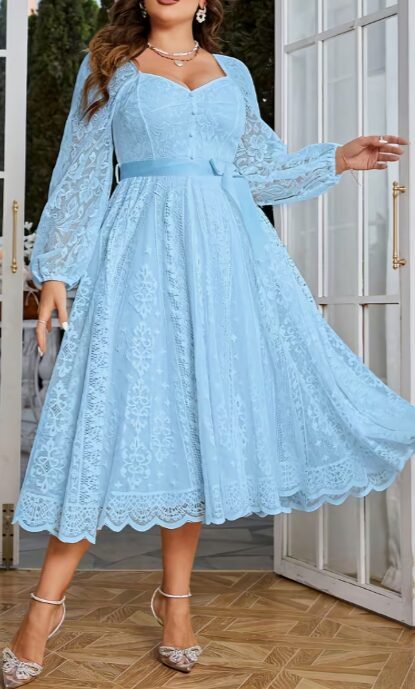 Puošni gipiūrinė suknelė