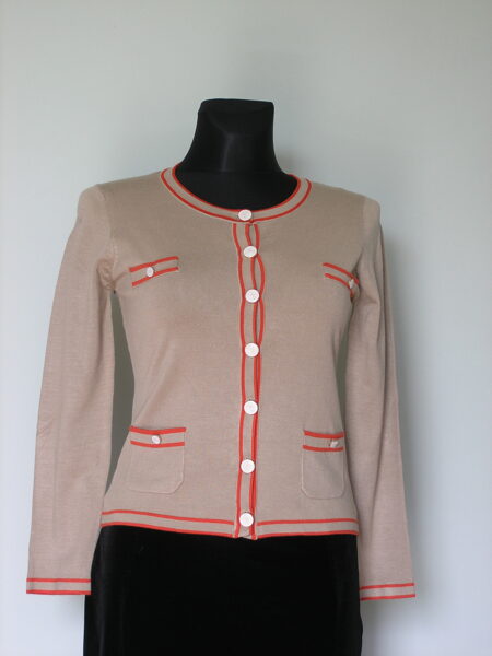 Megztukas su sagomis