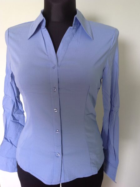 Marškiniai su sagomis