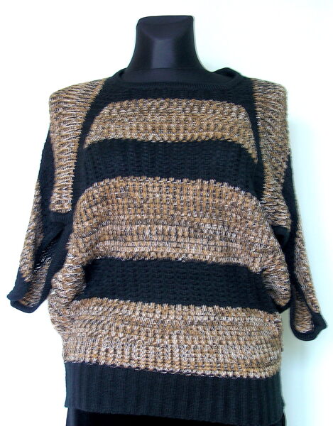 Dryžuotas megztinis rankovės 3/4