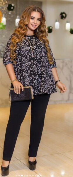 Kostiumėlis su kelnėmis